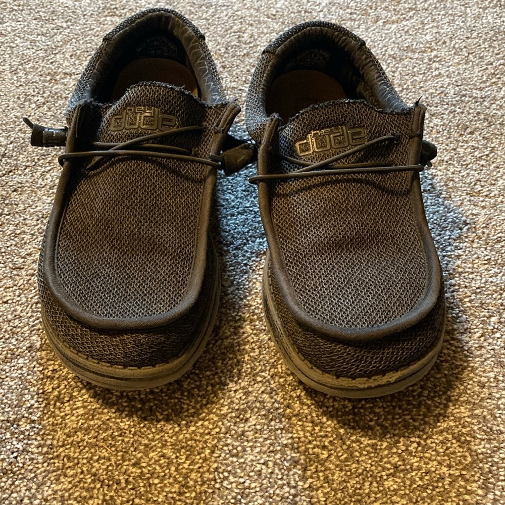 Hey Dudes men’s size 9